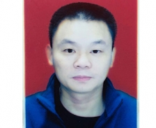 何友彬（项目总监、高级经济师）